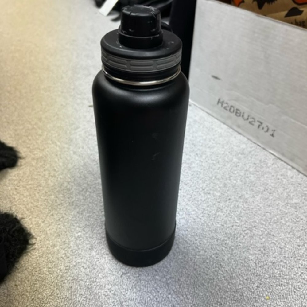 Black ThermoFlask Water Bottle Stainless Steel 24oz